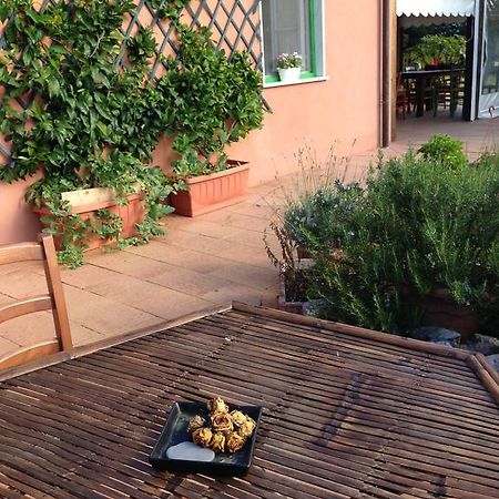 Agriturismo "La Rosa Canina" Bed & Breakfast Lerici Ngoại thất bức ảnh