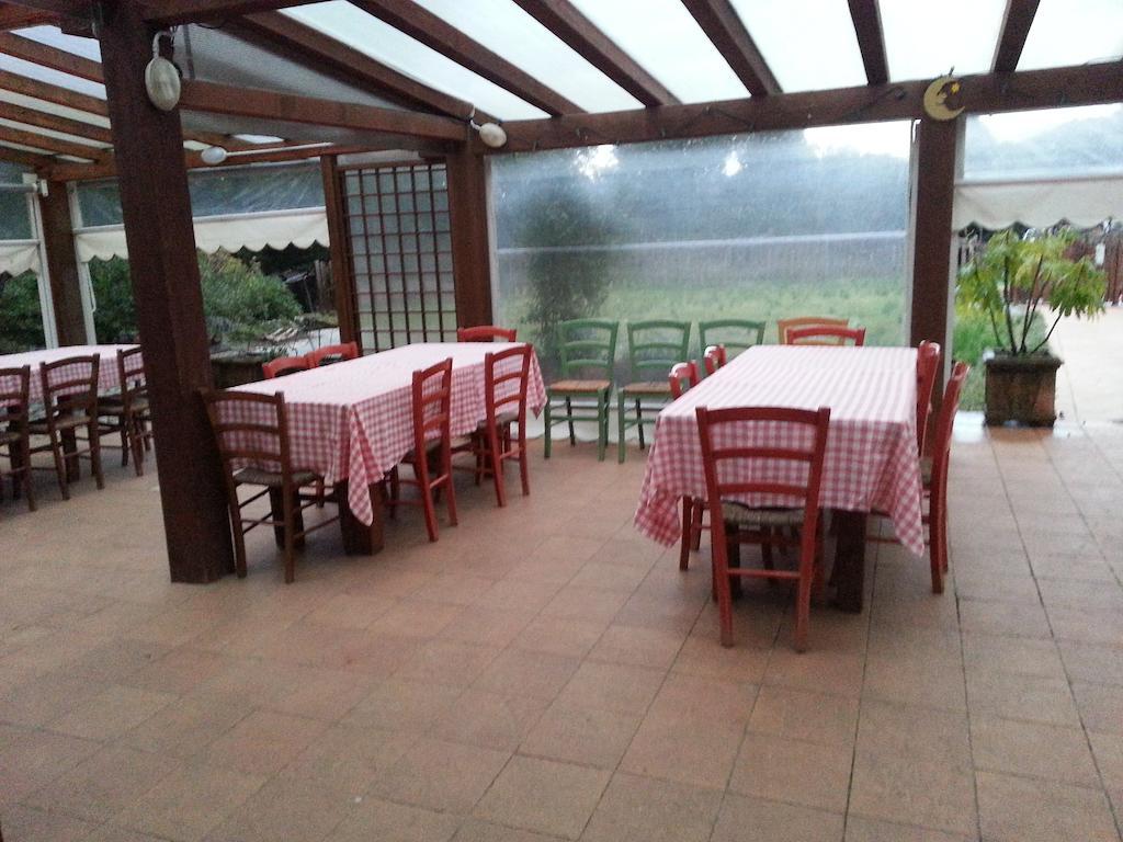 Agriturismo "La Rosa Canina" Bed & Breakfast Lerici Ngoại thất bức ảnh