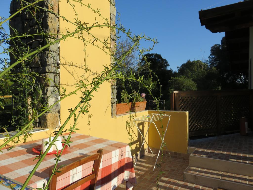 Agriturismo "La Rosa Canina" Bed & Breakfast Lerici Ngoại thất bức ảnh
