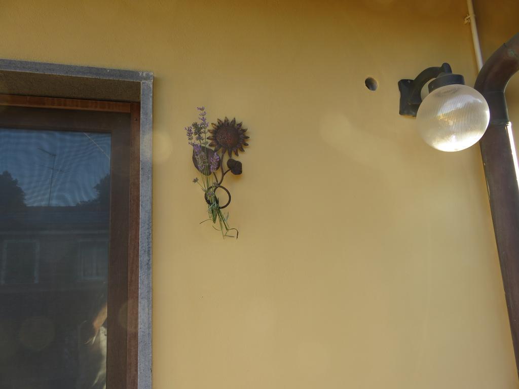 Agriturismo "La Rosa Canina" Bed & Breakfast Lerici Ngoại thất bức ảnh